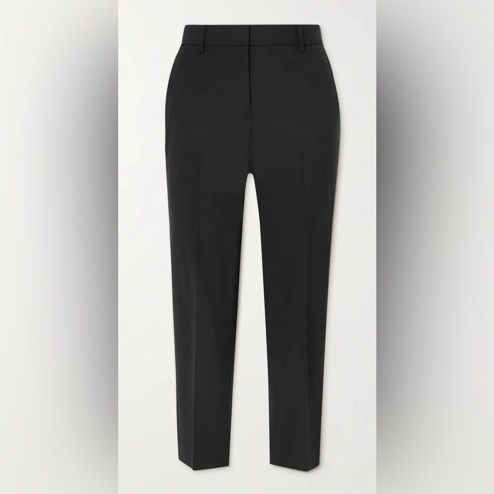 Like new Theory straight leg trouser.